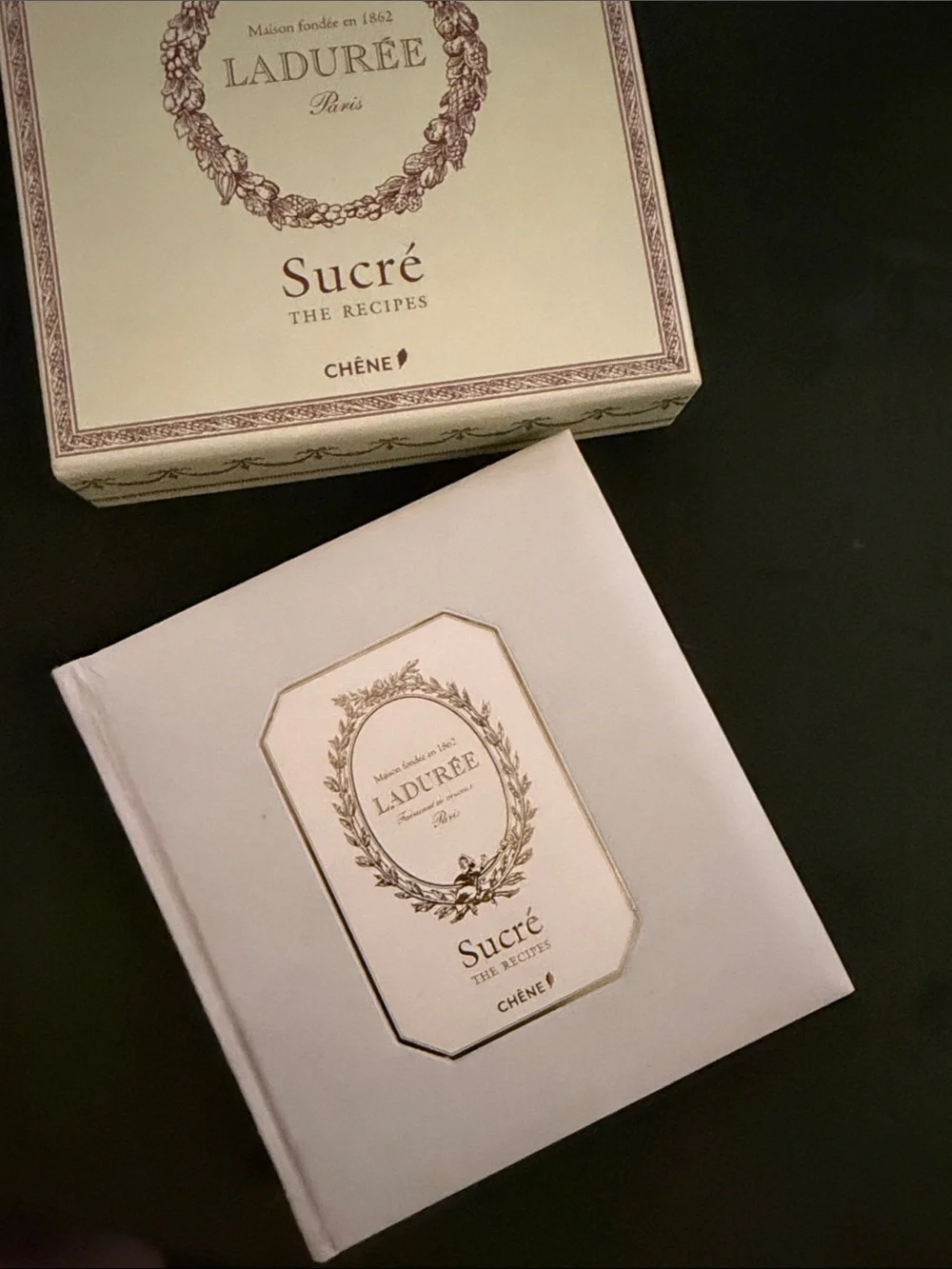 Ladurée Sucré: The Recipes cookbook